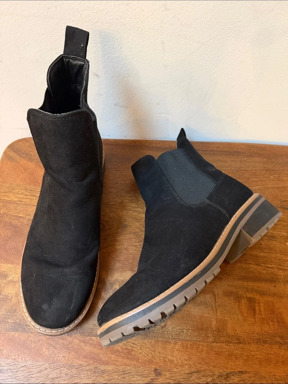 Kensie Black Chelsea Boots for Women - Casual Slip-On